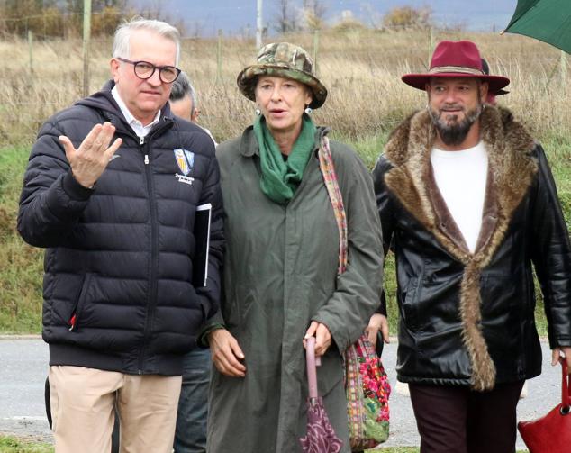 Fotos Las cenizas de Lucía Bosé reposan con vistas a la sierra de